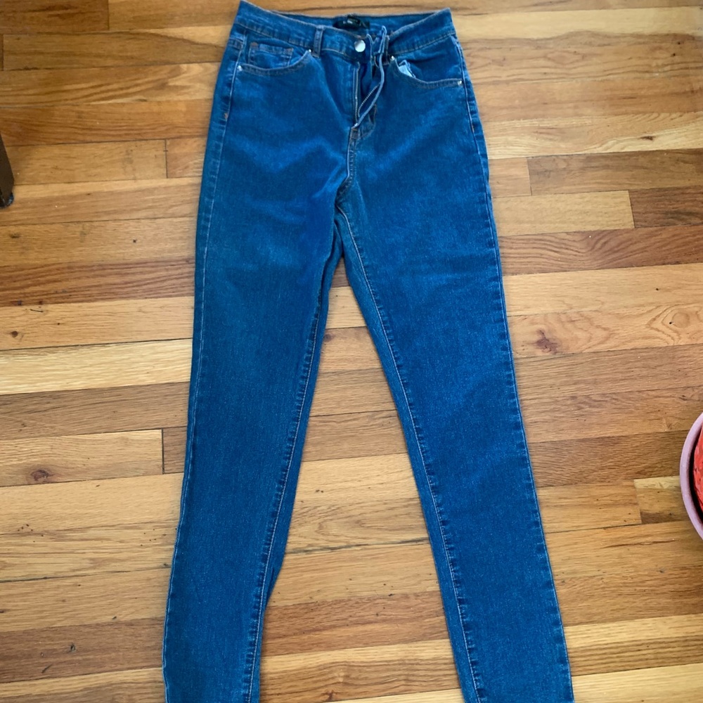 forever 21 size 25 blue jeans straight/skinny fit
